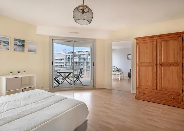 Tres Bel Avec Vue Sur A * بورنيشّيه