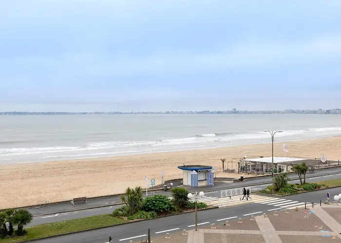 Très Bel Avec Vue Sur à Apartamento